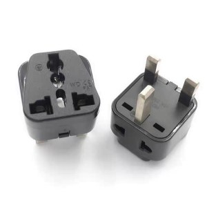 Universal Adapter Plug – Travel-Ready & Reliable
